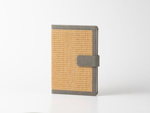 Carnets en cuir PU A5 avec boucle magnétique, couverture en papier fini lin, 80 pages vierges